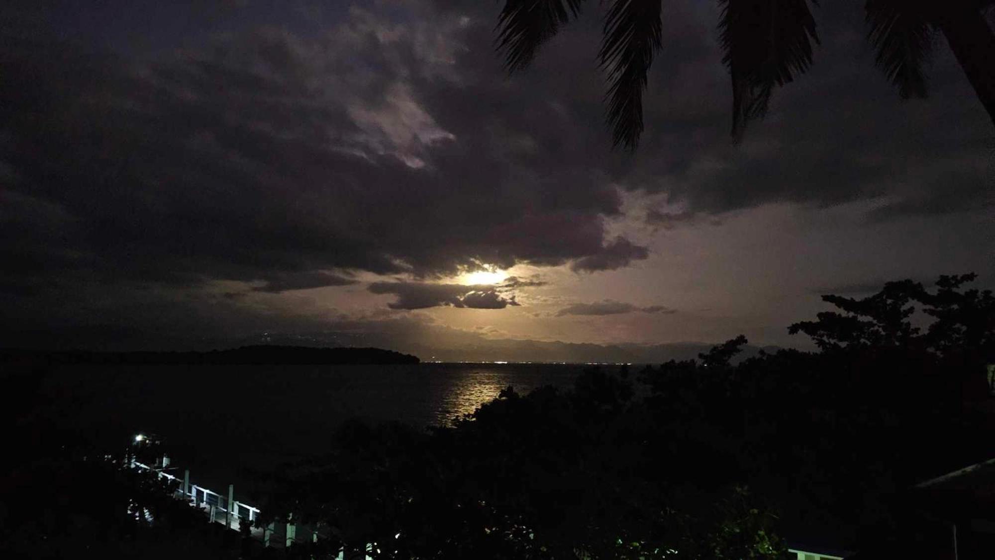 Eagles Nest Beach Resort Davao Экстерьер фото